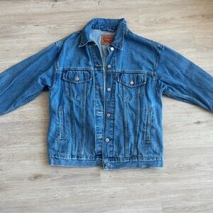 Levi's Oversized Blue Denim Jacket